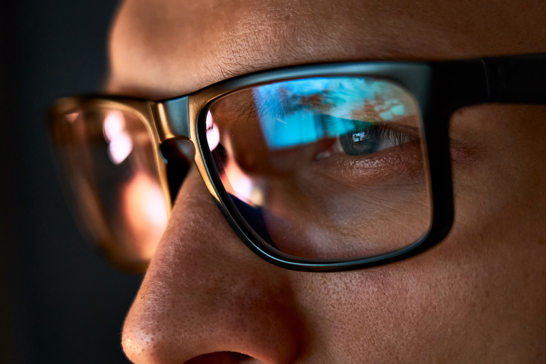 iStock-1286802148_web Lentes Multifocais, Bifocais ou Progressivas - entenda a diferença